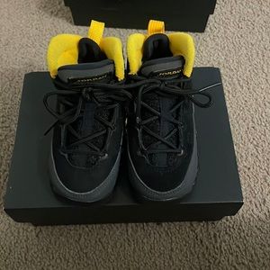 Toddler Air Jordan Retro 9